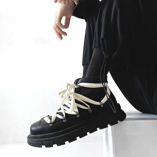 Botas Retro Martin Altas para Parejas - Sneakers Clásicos Unisex - Image 3