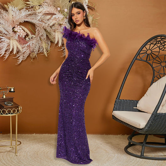 Vestido de Noche Sexy con Lentejuelas y Plumas - Diseño Elegante para Eventos - Image 2