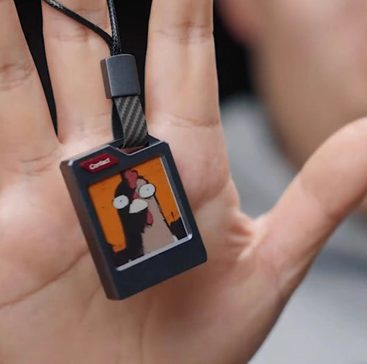 Llavero E-ink Tricolor sin Batería con Tecnología NFC - Image 3