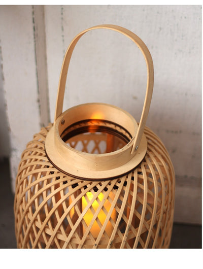 Portavelas Artesanal de Bambú con Diseño Ornamental - Image 16