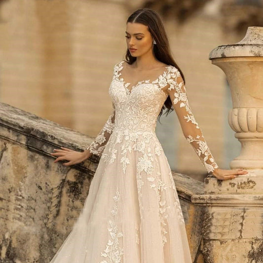Vestido de Novia Manga Larga Estilo Mori Cuello Redondo Minimalista - Image 2