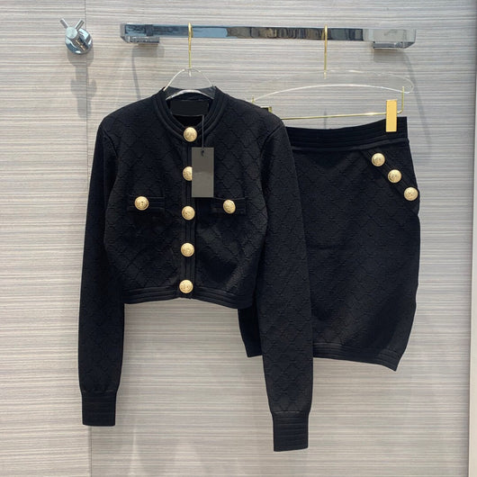 Chaqueta Corta Tejida con Hombreras y Botones a Presión - Patrón Cuadros Diamante - Image 7