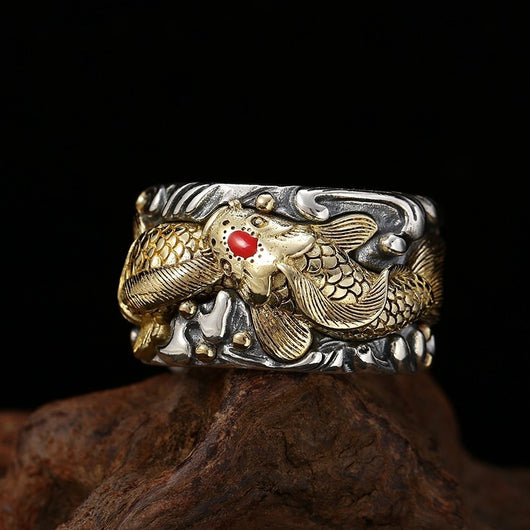 Anillo de Plata Esterlina para Hombre con Diseño Koi Ancho - Image 9