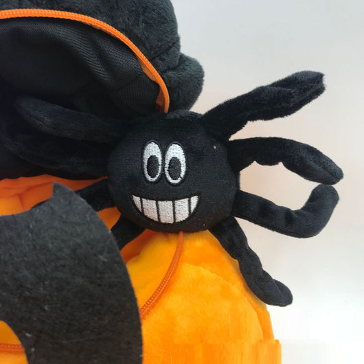 Almohada Peluche Calabaza con Gorro de Halloween - Image 5