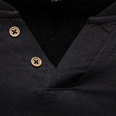 Camiseta Base Layer Cuello V Slim Fit para Hombre - Image 3