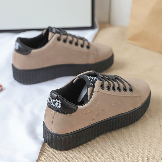 Zapatillas Deportivas para Estudiantes con Suela Gruesa - Image 8