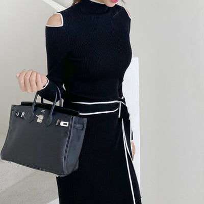 Vestido Suéter Tejido con Escote Cruzado y Cordones - Image 8
