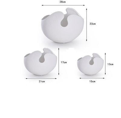 Jarrón de Cerámica Blanco en Forma de Huevo - Image 2