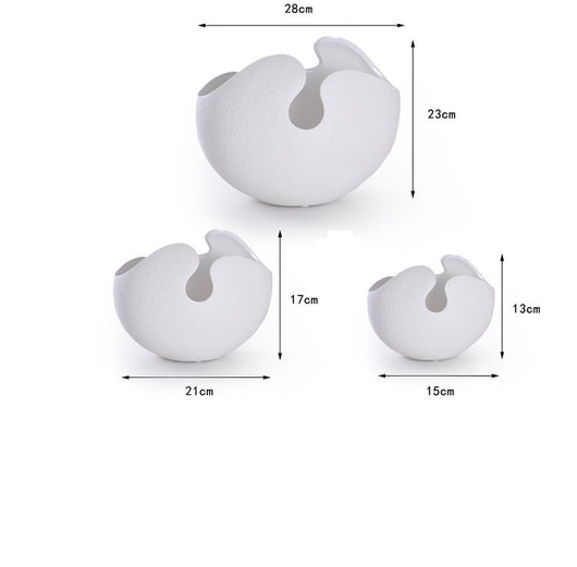 Jarrón de Cerámica Blanco en Forma de Huevo - Image 2