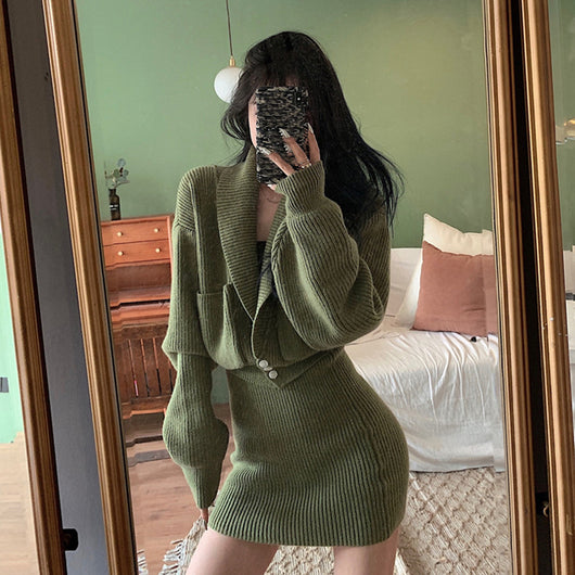 Conjunto Elegante: Chaqueta Suéter + Falda a Juego - Image 8