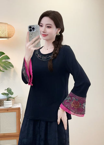 Blusa Crop Bordada Estilo Chino con Mangas Acampanadas - Image 9