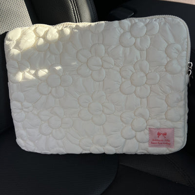 Bolsa para Tablet 13 Pulgadas con Bordado Floral y Algodón Acolchado - Image 18
