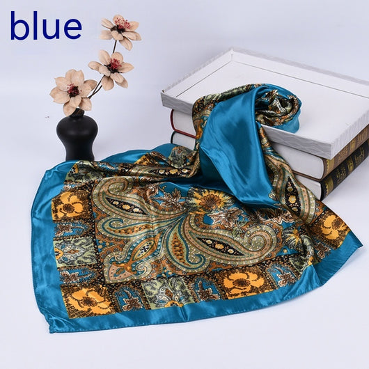 Pañuelo de Seda Estampado Clásico Retro - Versátil y Elegante para Primavera - Image 4