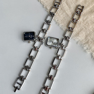 Reloj Cuadrado Elegante para Mujer con Dije y Pulsera Decorativa - Image 16
