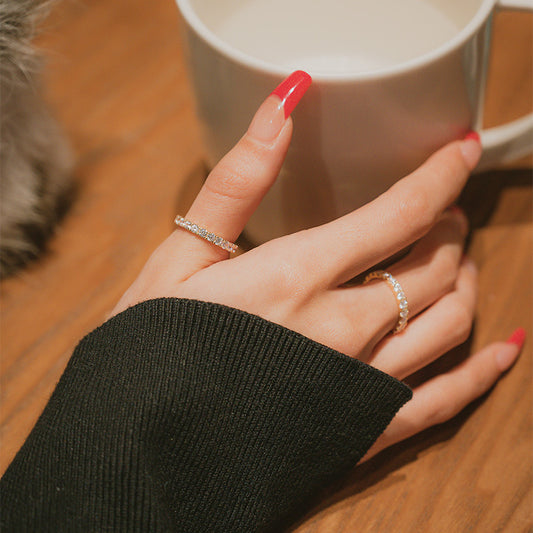 Anillo de Diamante Incrustado para Mujer Ejecutiva - Diseño Personalizado