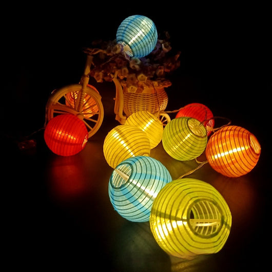Cadena de Luces Solares con Linternas Coloridas para Decoración - Image 9