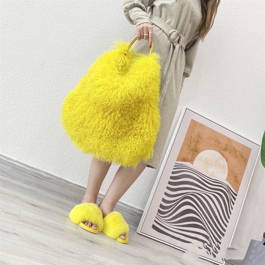 Bolso Playero de Lana y Peluche para Mujer - Image 5