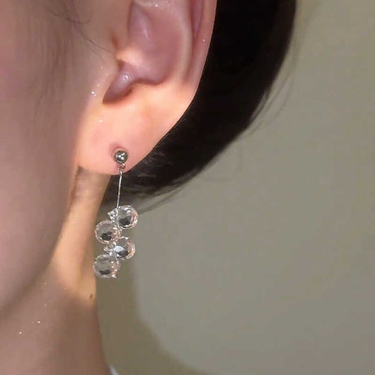 Aretes de Cristal con Borla Plateada - Diseño Minimalista y Elegante - Image 14