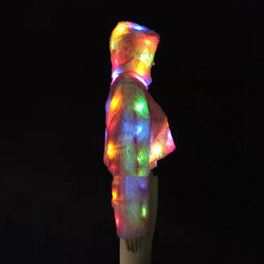 Chaqueta LED de Piel de Zorro Multicolor para Presentaciones - Image 10