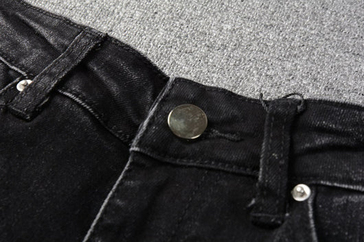 Jeans Negros para Hombre con Detalles en Color Deslumbrante - Image 15