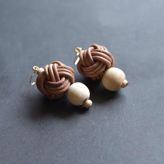 Aretes Trenzados de Cuero Auténtico Hechos a Mano - Image 5