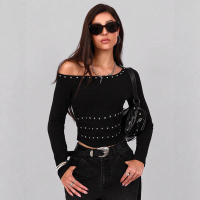 Camiseta Slim Fit con Cuello Oblicuo y Cinta Metálica Decorativa - Image 4