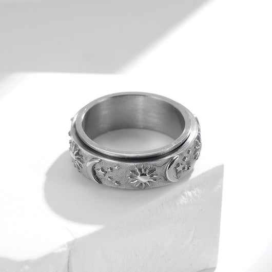 Anillo Giratorio de Acero Titanio con Estrellas, Sol y Luna - Image 8