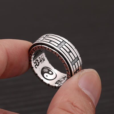 Anillo Vintage de Plata Tailandesa con Escritura Sagrada - Diseño Masculino - Image 3