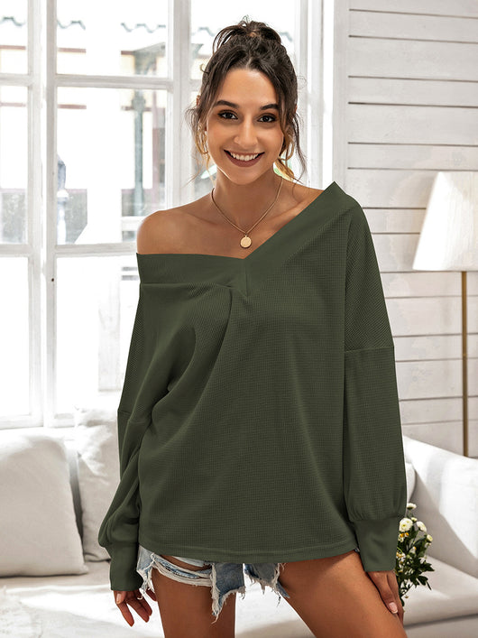 Blusa Suelta de Cuello V con Detalles Calados - Image 8