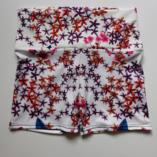 Shorts Deportivos de Yoga para Mujer con Diseño Floral y Secado Rápido - Image 10