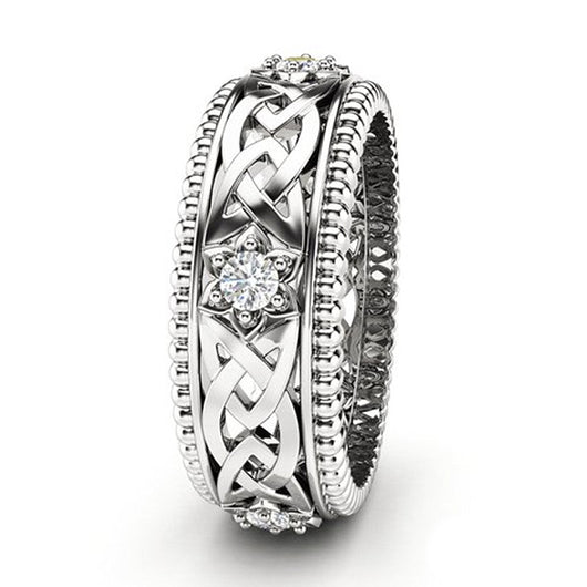 Anillo de Boda Hueco con Diamante Blanco Chapado en Oro 14K - Image 15
