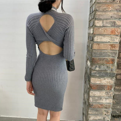 Vestido Ajustado con Espalda Descubierta y Cuello Alto Sexy - Image 4