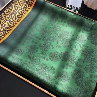 Pañuelo de Seda Satinado Cuadrado Versátil para Mujer - Image 10