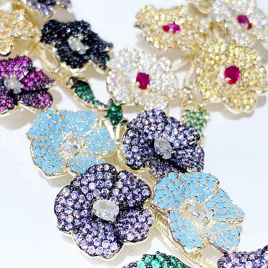 Aretes Floreales de Circonita - Elegancia Botánica para Cada Ocasión - Image 13