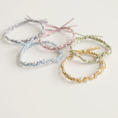 Diadema Handmade con Perlas y Moño - Accesorio Elegante para el Cabello