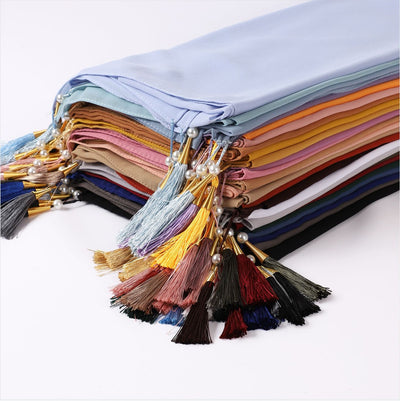 Hijab Elegante con Borlas en las Cuatro Esquinas - Image 13