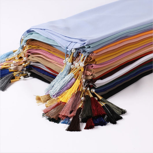 Hijab Elegante con Borlas en las Cuatro Esquinas - Image 13