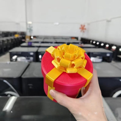Caja de Regalo Navideña con Muñecas Rusas Divertidas - Image 13