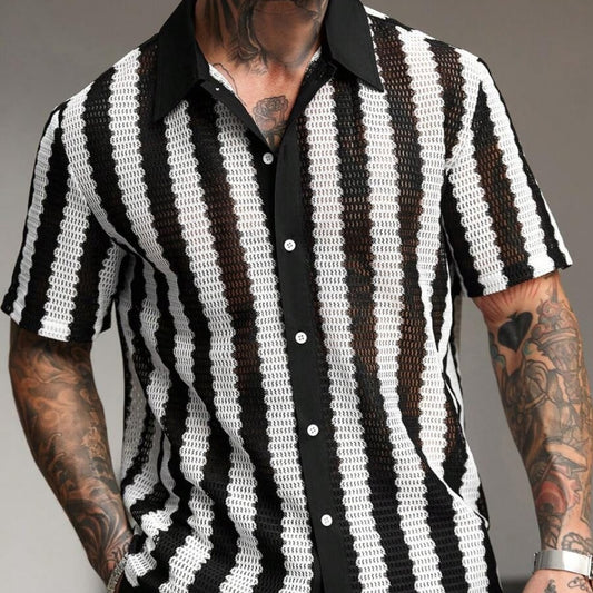 Camisa Manga Corta a Rayas Negras y Blancas con Detalles Calados