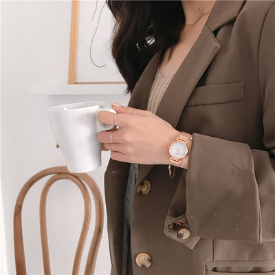Reloj de Cuarzo Elegante y Minimalista para Mujer - Image 7