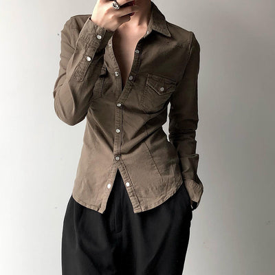 Camisa Denim Slim Fit con Solapa Plisada para Mujer - Image 14