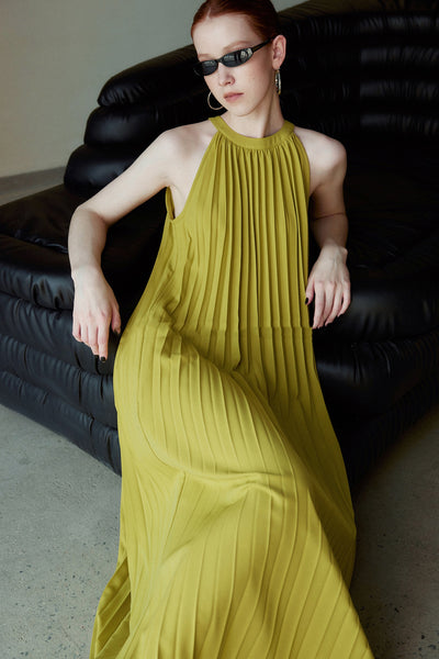 Vestido Halter Plisado Elegante para Festividades - Image 11