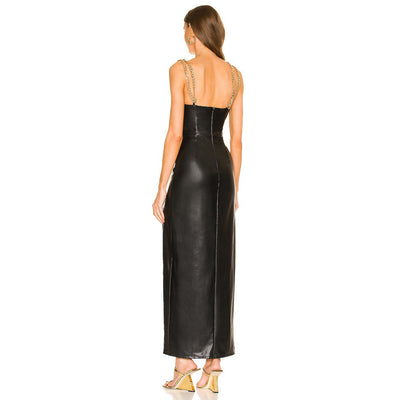 Vestido Corto con Tirantes y Cadena Metálica - Escote en V - Image 9