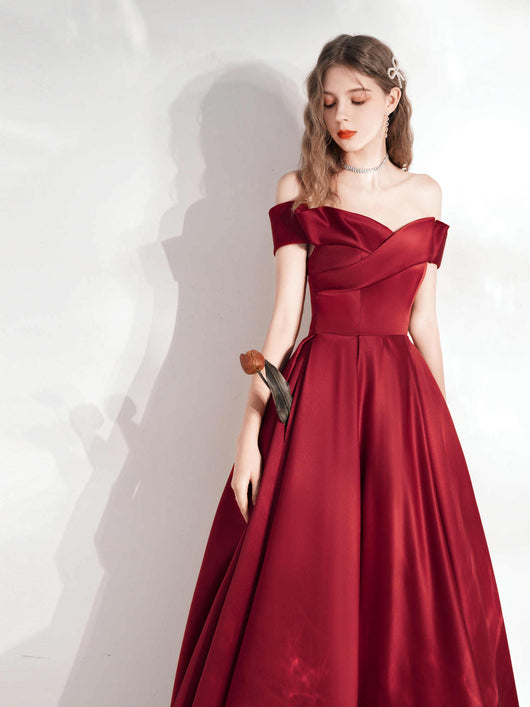 Vestido de Satén Rojo Elegante para Cena y Eventos Formales - Image 5