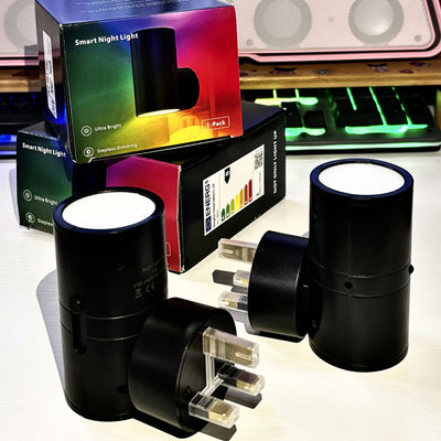 Enchufe Inteligente con Sensor de Luz 2 en 1 y LED Ambiental - Image 3
