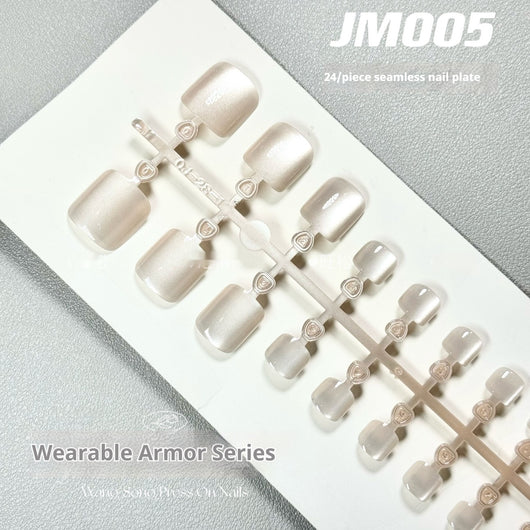 Uñas de Gato con Microperlas de Cristal - Diseño Viral de Celebridad - Image 7