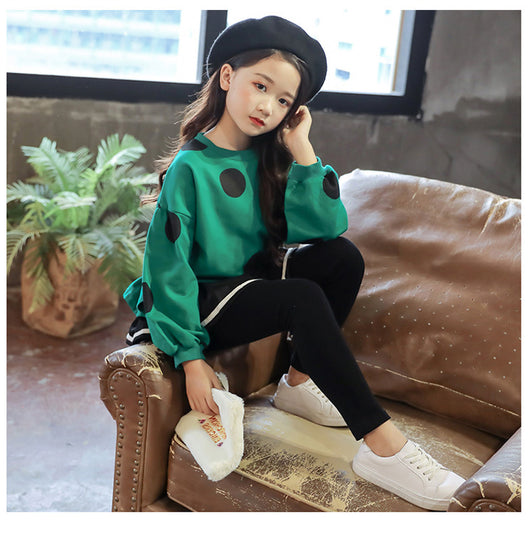 Conjunto Deportivo Otoñal para Niñas - Image 6