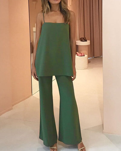 Conjunto Elegante de Blusa Escotada y Pantalón Acampanado Talla Grande - Image 3