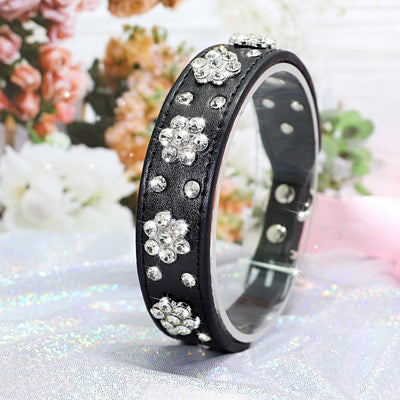 Collar de Cuero PU para Perros Pequeños y Medianos con Flores de Diamantes - Image 6