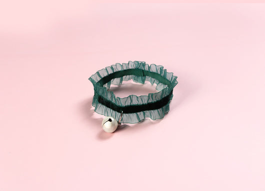 Collar Ajustable de Terciopelo y Encaje con Campana para Mascotas y Repelente de Insectos - Image 6